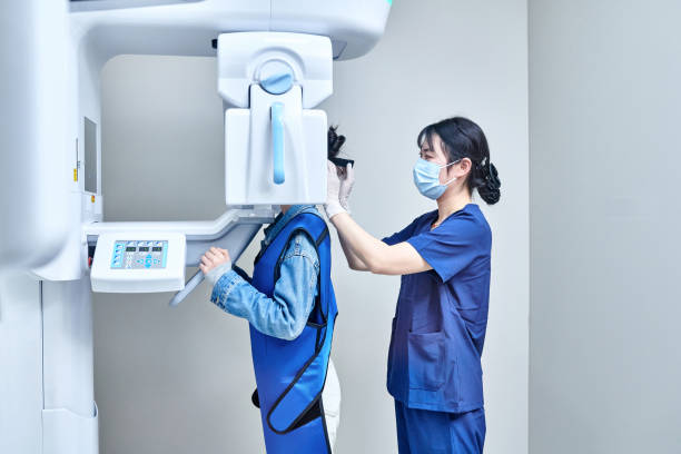 Best Walk-In Emergency Dental Services in Steele Creek, AK